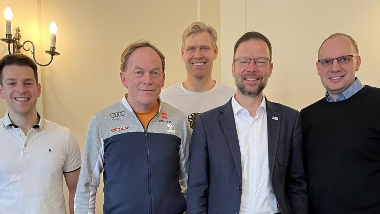 von links nach rechts: Philipp Hartewig (MdB), Stefan Puderbach, Christian Bartelt (MdB), Oberbürgermeister Thomas Nitzsche und Tim Wagner (MdB), Foto: Stefan Puderbach/FDP-Stadtverband Neuwied